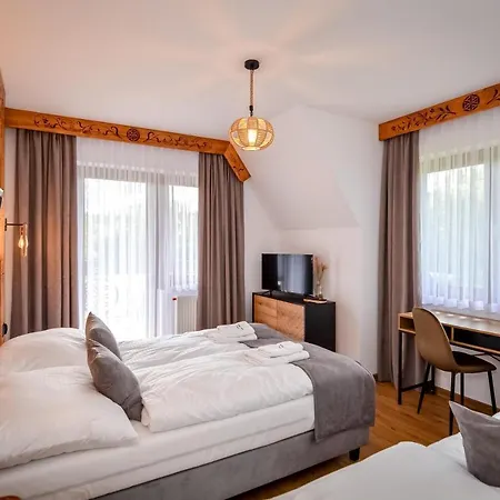 Cicha Woda 300 M Od Goracy Potok I Termy 3*